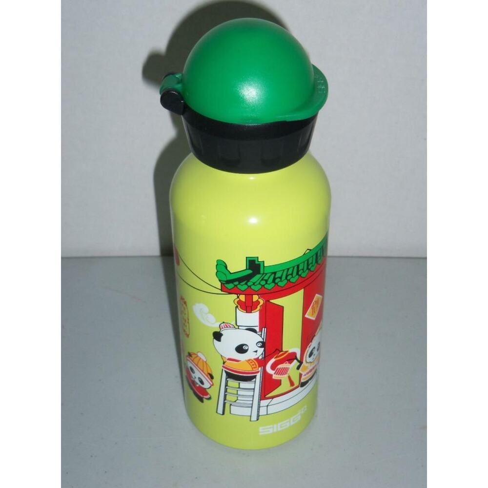 Sigg Lantern Panda 0.4 Liter Water Bottle Lime Green New Swiss Made -0518T14